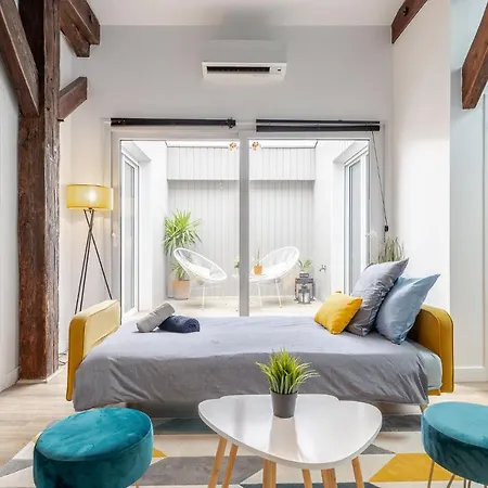 Aux Portes De Bordeaux Le Patio Samba Mindurguest Begles