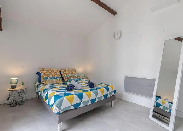 Apartment Aux Portes De Bordeaux Le Patio Samba Mindurguest